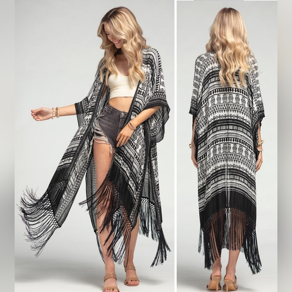 Ruggine Other - Sophisticated Ethnic Inspired Black & White Print Kimono w/ Black Tassels
